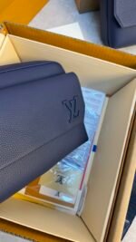 LOUIS VUITTON - SAC FASTLINE MESSENGER BLUE - Image 4