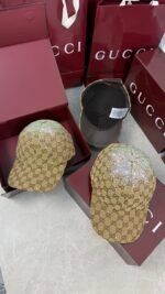 GUCCI Cruise - Beige