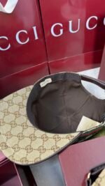 GUCCI Classique - Beige - Image 3