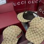 GUCCI Classique - Beige