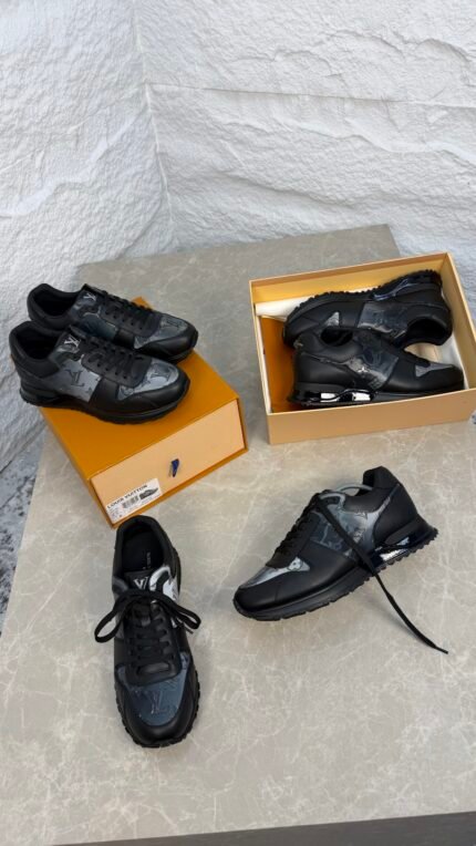 LOUIS VUTITON RUN AWAY