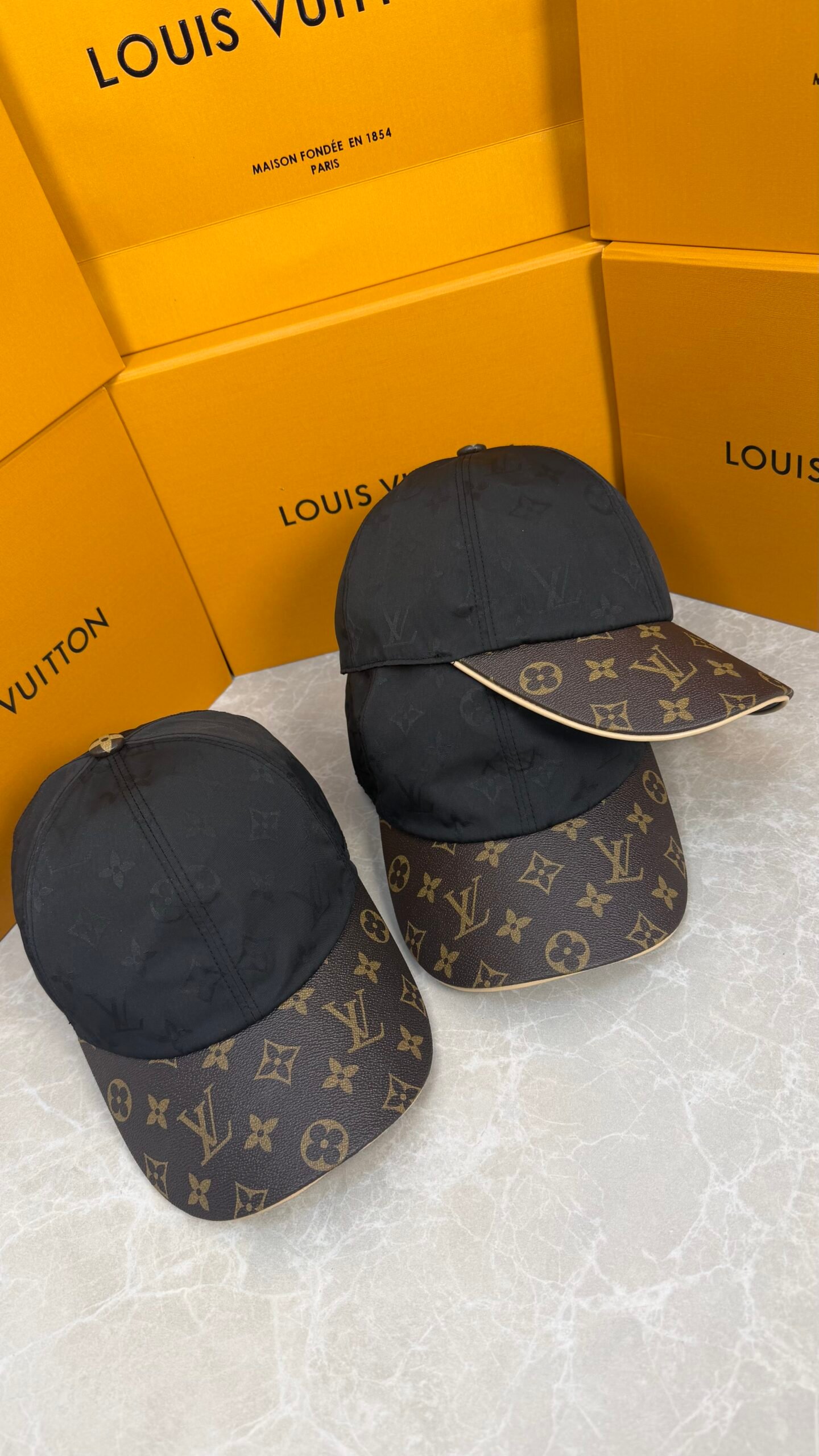 IMG_0306-scaled-1.jpeg LOUIS VUITTON Get Ready - Black - Image 1