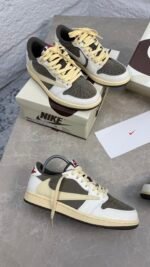 NIKE Travis Scott x Air Jordan 1 Low - OG Reverse Mocha - Image 5