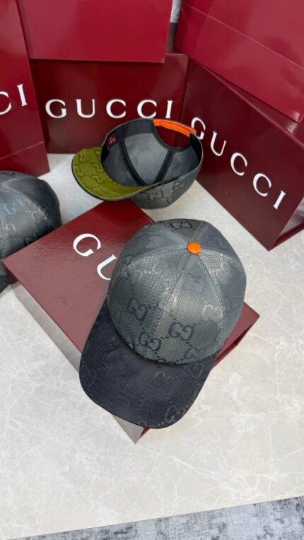 GUCCI Nylon - Gris