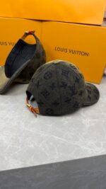 LOUIS VUITTON Monogram - Dégradé Beige/Noir - Image 3