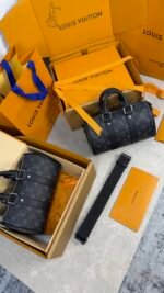 LOUIS VUITTON - SAC KEEPALL  25