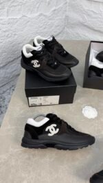 CHANEL MESH SUEDE - BLACK - Image 2