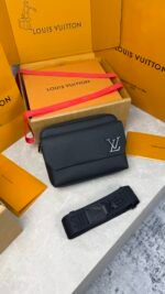 LOUIS VUITTON - FASTLINE BLACK - Image 2