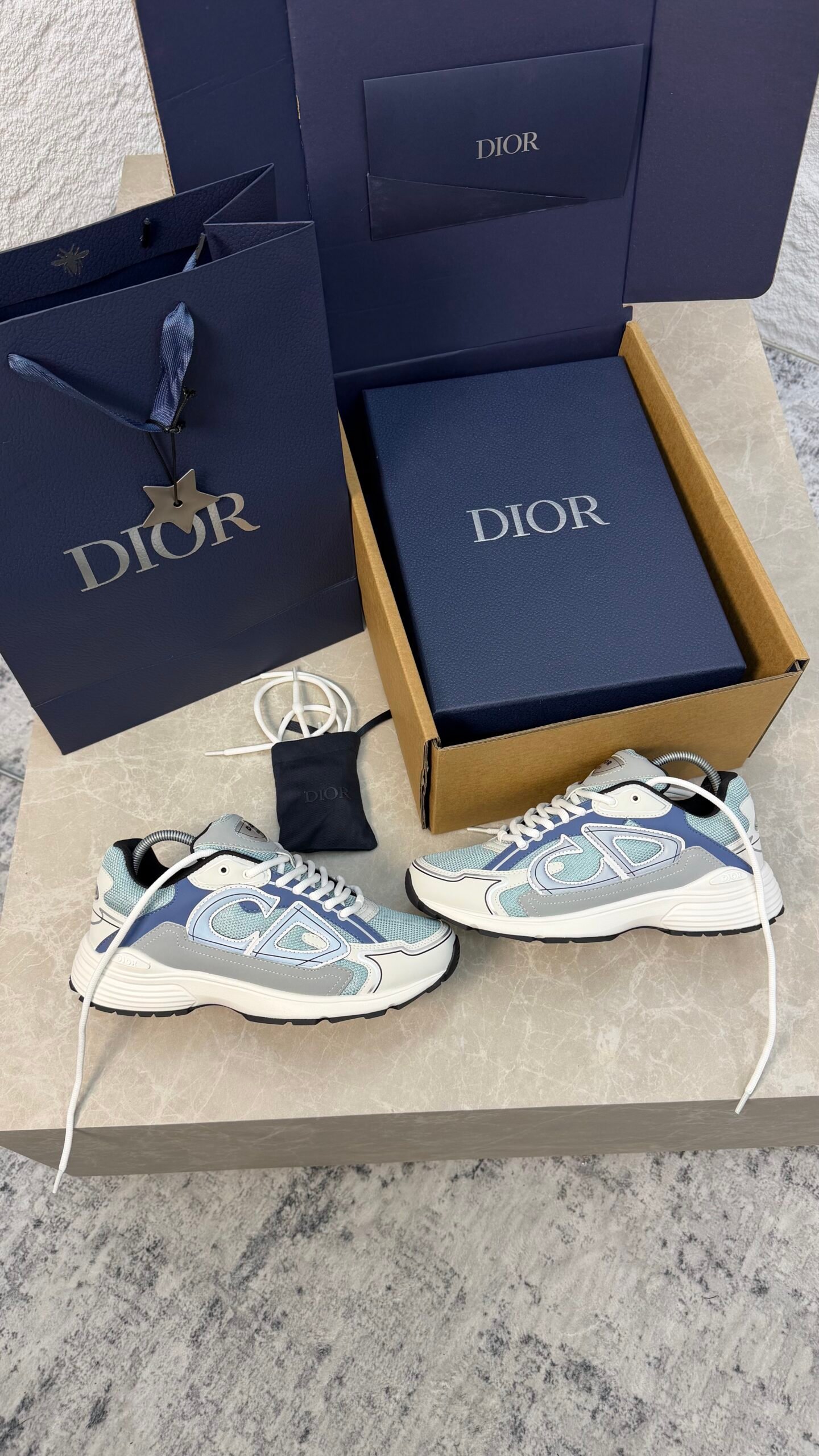 IMG_1267-scaled-1.jpeg DIOR B30 COUTDOWN - SKYBLUE - Image 1
